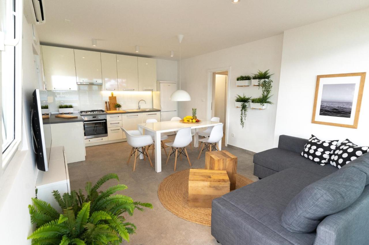 Apartmani Bilonic Rogoznica ロゴズニッツァ エクステリア 写真
